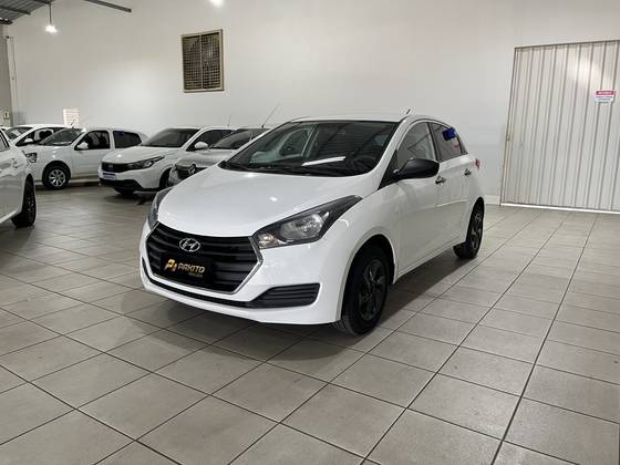 HYUNDAI HB20 1.0 COMFORT PLUS 12V FLEX 4P MANUAL